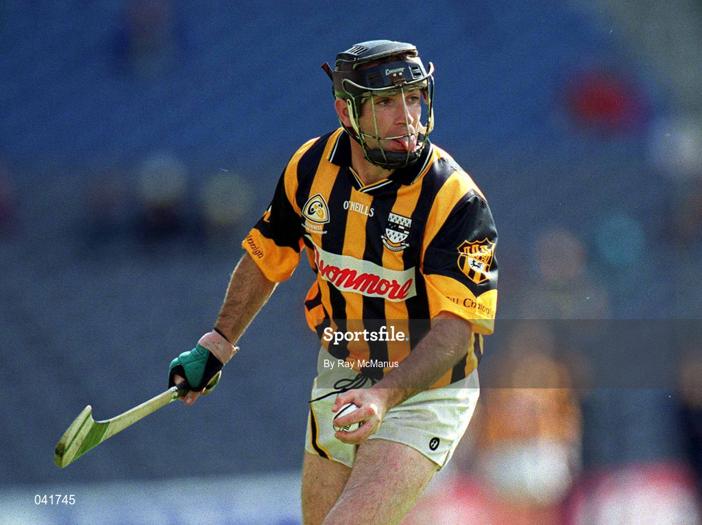 9 July 2000; DJ Carey of Kilkenny during the Guinness Leinster Senior Hurling Championship Final match between Kilkenny and Offaly at Croke Park in Dublin. Photo by Ray McManus/Sportsfile