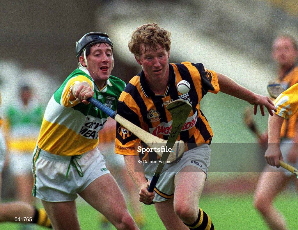 9 July 2000; John Power of Kilkenny in action against Brian Whelahan of Offaly during the Guinness Leinster Senior Hurling Championship Final match between Kilkenny and Offaly at Croke Park in Dublin. Photo by Damien Eagers/Sportsfile