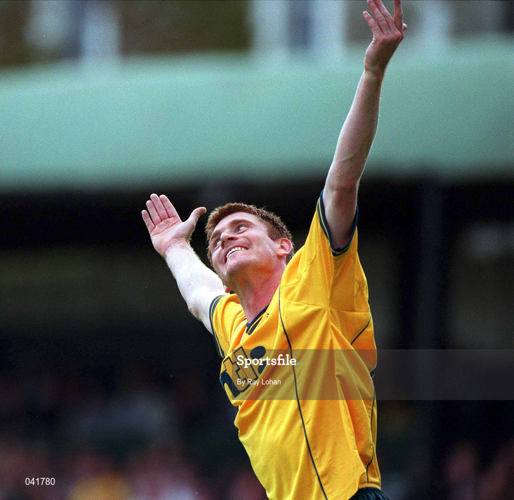 9 July 2000; Tommy Johnson of Celtic celebrates after scoring his side's third goal during the Pre-Season Friendly between Bray Wanderers and Celtic at the Carlisle Grounds in Bray, Wicklow. Photo by Ray Lohan/Sportsfile