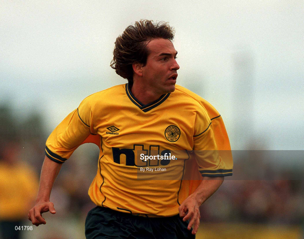 9 July 2000; Eval Berkovic of Celtic during the Pre-Season Friendly between Bray Wanderers and Celtic at the Carlisle Grounds in Bray, Wicklow. Photo by Ray Lohan/Sportsfile