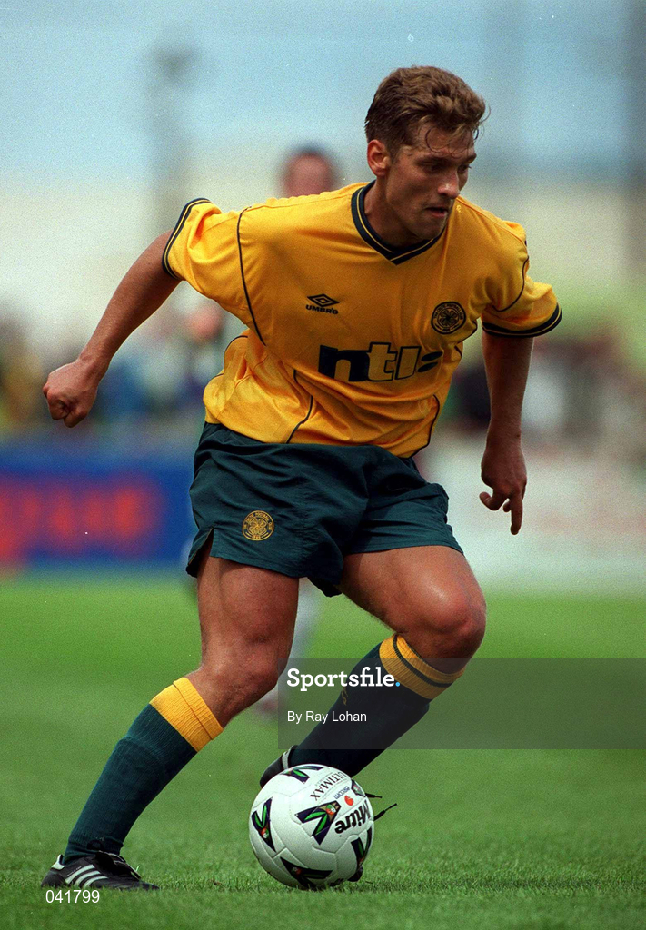 9 July 2000; Stilian Petrov of Celtic during the Pre-Season Friendly between Bray Wanderers and Celtic at the Carlisle Grounds in Bray, Wicklow. Photo by Ray Lohan/Sportsfile