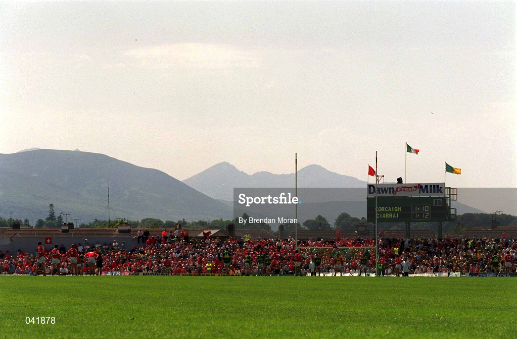 18 June 2000; A general view during the Bank of Ireland Munster Senior Football Championship Semi-Final between Kerry and Cork at Fitzgerald Stadium in Killarney, Kerry. Photo By Brendan Moran/Sportsfile