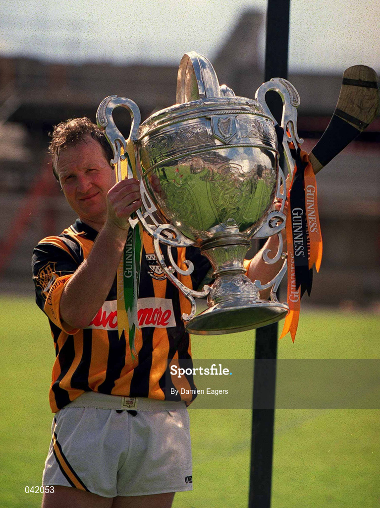 9 July 2000; Willie O'Connor of Kilkenny lifts the Bob O'Keeffe Cup following the Guinness Leinster Senior Hurling Championship Final match between Kilkenny and Offaly at Croke Park in Dublin. Photo by Damien Eagers/Sportsfile