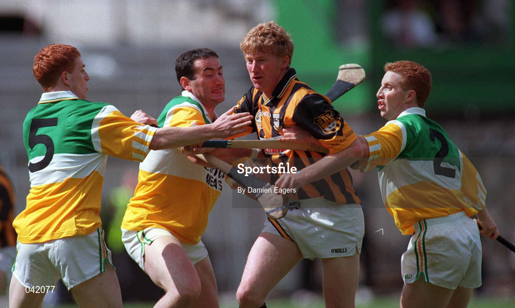 9 July 2000; John Power of Kilkenny in action against Offaly players, from left, Barry Whelahan, Kevin Kinahan and Simon Whelahan during the Guinness Leinster Senior Hurling Championship Final match between Kilkenny and Offaly at Croke Park in Dublin. Photo by Damien Eagers/Sportsfile