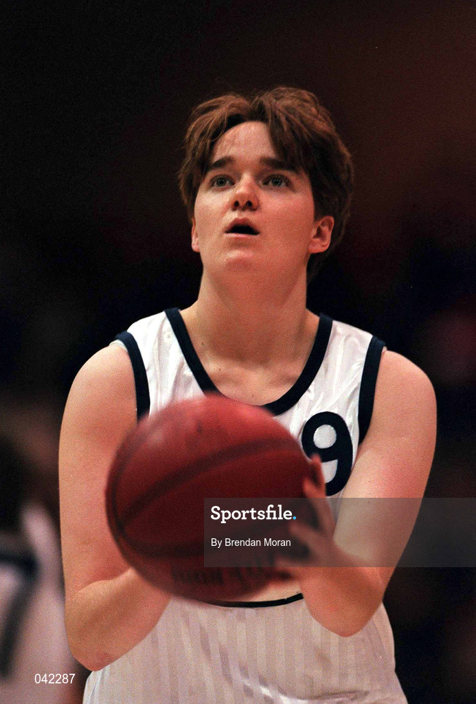 28 January 2000; Gillian Morris of Meteors during the Senior Women's Sprite Cup Semi-Final between Tolka Rovers and Meteors at the National Basketball Arena in Tallaght, Dublin. Photo By Brendan Moran/Sportsfile