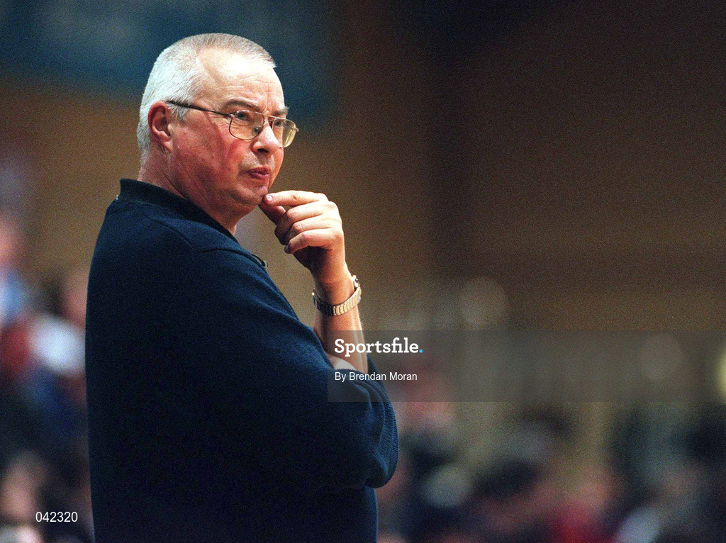 29 January 2000; Killester coach Stephen Eberly during the Senior Women's Sprite Cup Semi-Final match between Killester and Wildcats at the National Basketball Arena in Tallaght, Dublin. Photo By Brendan Moran/Sportsfile