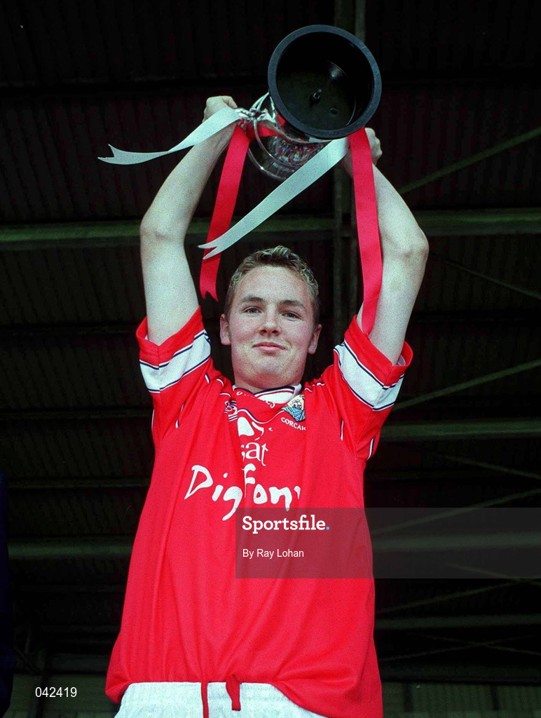 16 July 2000; Cork captain James Masters lifts the cup following the Munster Minor Football Championship Final between Kerry and Cork at the Gaelic Grounds in Limerick. Photo by Ray Lohan/Sportsfile