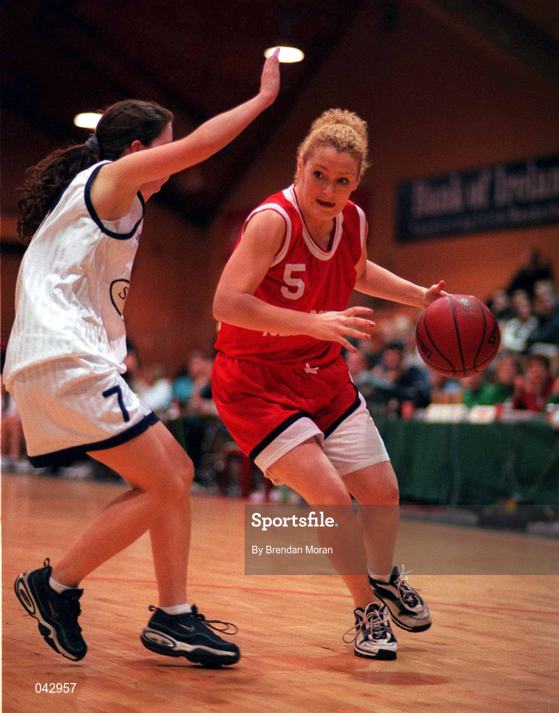 28 January 2000; Roisin Dixon of Tolka Rovers  during the Senior Women's Sprite Cup Semi-Final between Tolka Rovers and Meteors at the National Basketball Arena in Tallaght, Dublin. Photo By Brendan Moran/Sportsfile