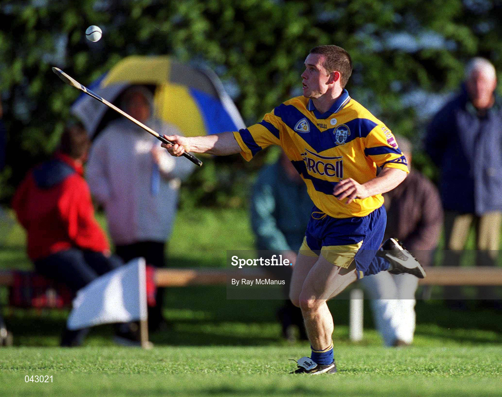 28 May 2000; Barry Murphy of Clare during the Senior Hurling Challenge match between Kilkenny and Clare at Young Ireland's GAA Grounds in Kilkenny. Photo by Ray McManus/Sportsfile