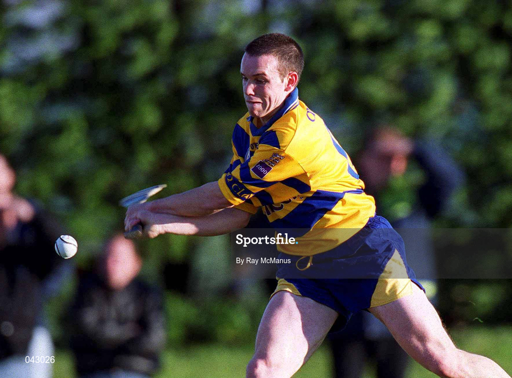 28 May 2000; Barry Murphy of Clare during the Senior Hurling Challenge match between Kilkenny and Clare at Young Ireland's GAA Grounds in Kilkenny. Photo by Ray McManus/Sportsfile