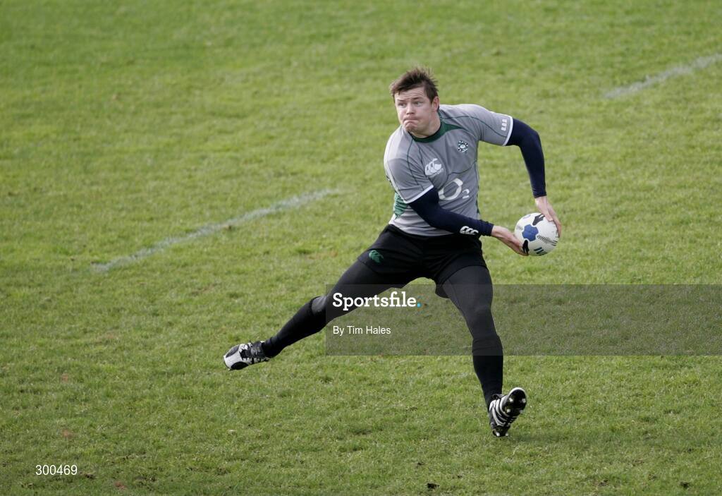 5 June 2008; Ireland's Brian O'Driscoll in action during rugby squad training. 2008 Ireland Rugby Summer Tour, Porirua Park, Wellington, New Zealand. Picture credit: Tim Hales / SPORTSFILE