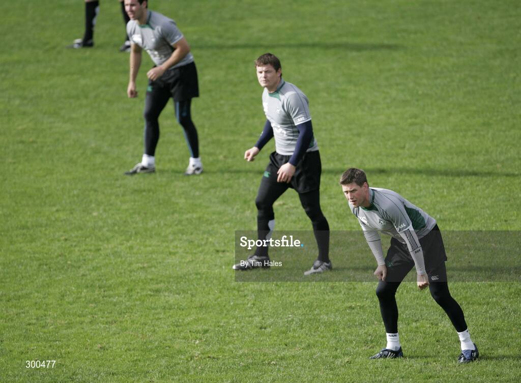 5 June 2008; Ireland's Ronan O'Gara, right, Brian O'Driscoll, centre, and Paddy Wallace during rugby squad training. 2008 Ireland Rugby Summer Tour, Porirua Park, Wellington, New Zealand. Picture credit: Tim Hales / SPORTSFILE