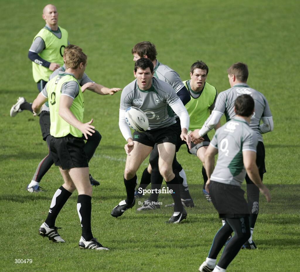 5 June 2008; Ireland's Shane Horgan, centre, in action during rugby squad training. 2008 Ireland Rugby Summer Tour, Porirua Park, Wellington, New Zealand. Picture credit: Tim Hales / SPORTSFILE
