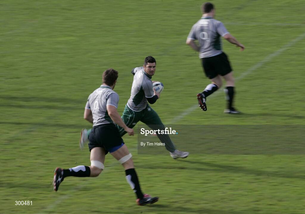 5 June 2008; Ireland's Rob Kearney in action during rugby squad training. 2008 Ireland Rugby Summer Tour, Porirua Park, Wellington, New Zealand. Picture credit: Tim Hales / SPORTSFILE
