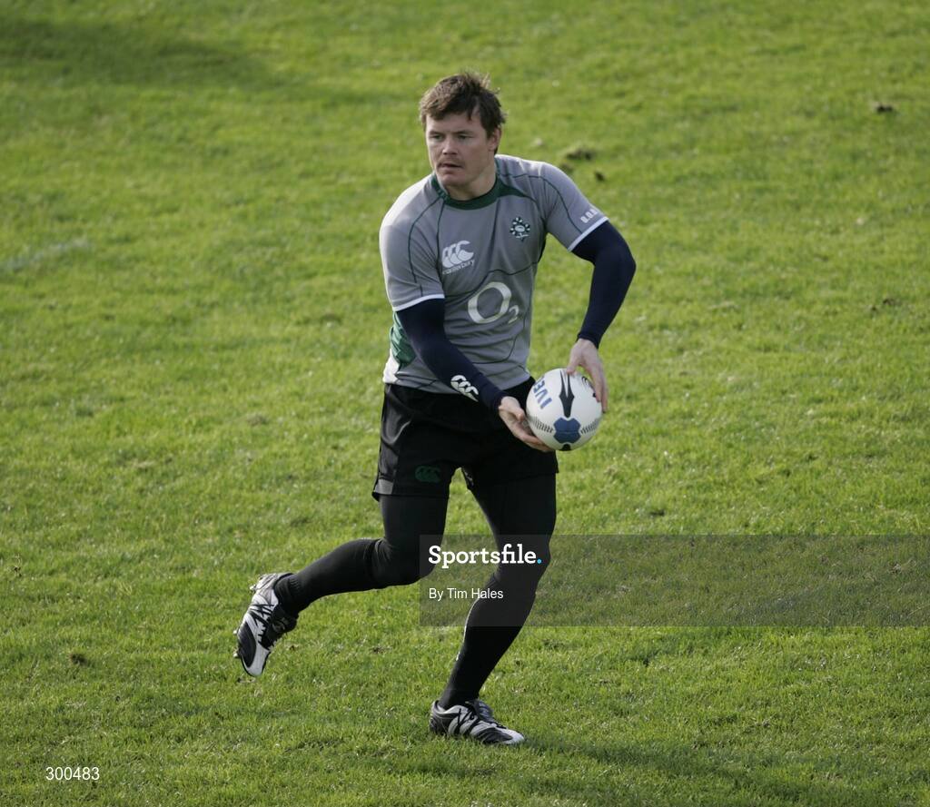 5 June 2008; Ireland's Brian O'Driscoll in action during rugby squad training. 2008 Ireland Rugby Summer Tour, Porirua Park, Wellington, New Zealand. Picture credit: Tim Hales / SPORTSFILE