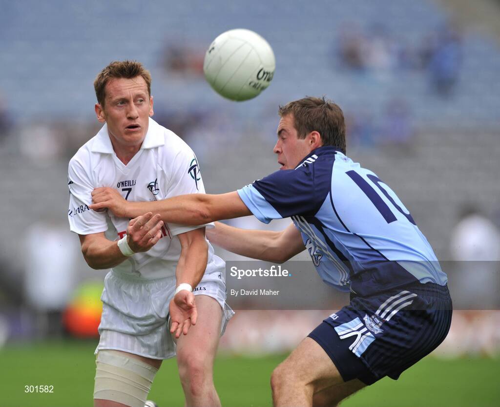 8 June 2008; John Mulpeter, Kildare, in action against Ronan Joyce, Dublin. Leinster Junior Football Championship semi-final, Dublin v Kildare, Croke Park, Dublin. Picture credit: David Maher / SPORTSFILE
