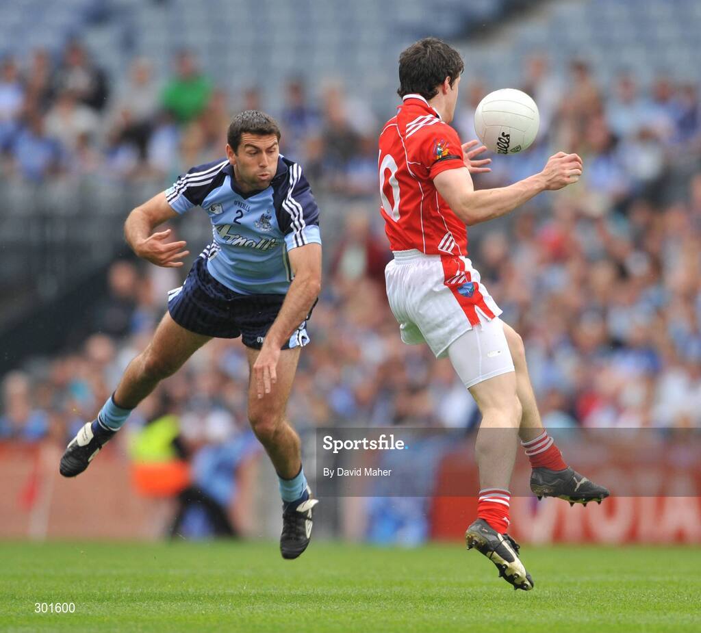 8 June 2008; Adrian Reid, Louth, in action against David Henry, Dublin. GAA Football Leinster Senior Championship Quarter-Final, Louth v Dublin, Croke Park, Dublin. Picture credit: David Maher / SPORTSFILE