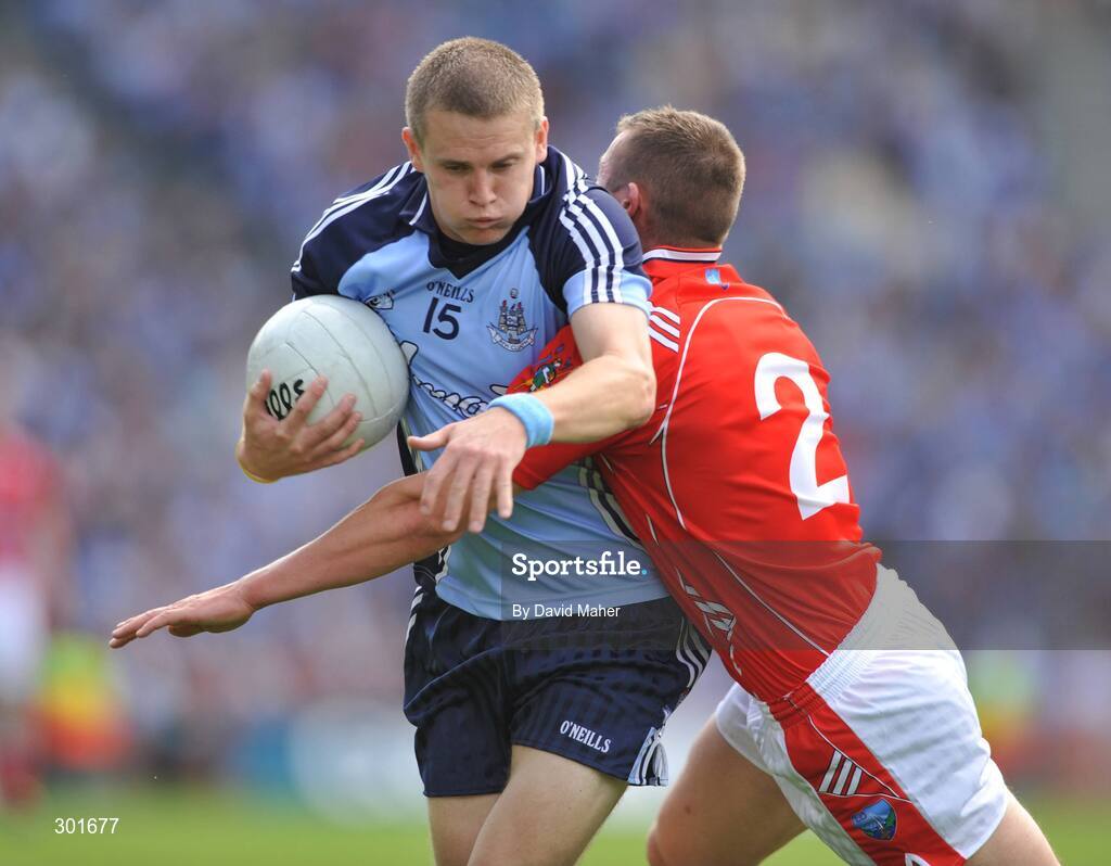 8 June 2008; Conal Keaney, Dublin, in action against Des Finnegan, Louth. GAA Football Leinster Senior Championship Quarter-Final, Louth v Dublin, Croke Park, Dublin. Picture credit: David Maher / SPORTSFILE