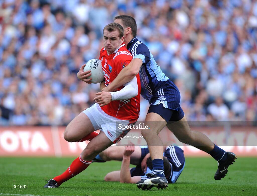 8 June 2008; Paddy Keenan, Louth, in action against Conal Keaney, Dublin. GAA Football Leinster Senior Championship Quarter-Final, Louth v Dublin, Croke Park, Dublin. Picture credit: Matt Browne / SPORTSFILE