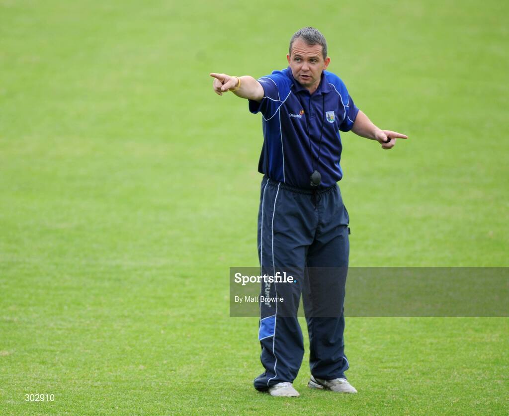 11 June 2008; Waterford team manager Davy Fitzgerald during squad training. Walsh Park, Waterford. Picture credit: Matt Browne / SPORTSFILE
