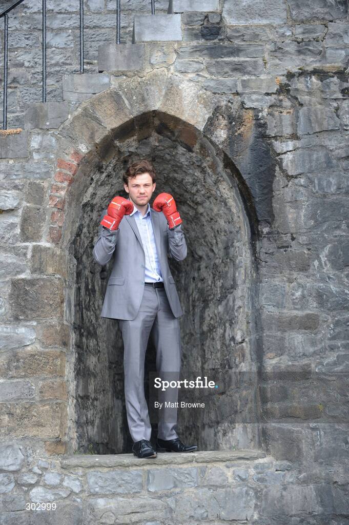12 June 2008; Boxer Andy Lee in the grounds of King John's Castle to announce details of the next Ladbrokes.com Fight night. King John's Castle, Limerick. Picture credit: Matt Browne / SPORTSFILE