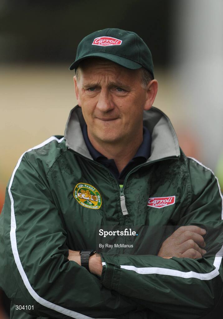 15 June 2008; Offaly manager Joe Dooley watches the last few minutes of the game. GAA Hurling Leinster Senior Championship Semi-Final, Offaly v Kilkenny, O'Moore Park, Portlaoise, Co. Laois. Picture credit: Ray McManus / SPORTSFILE