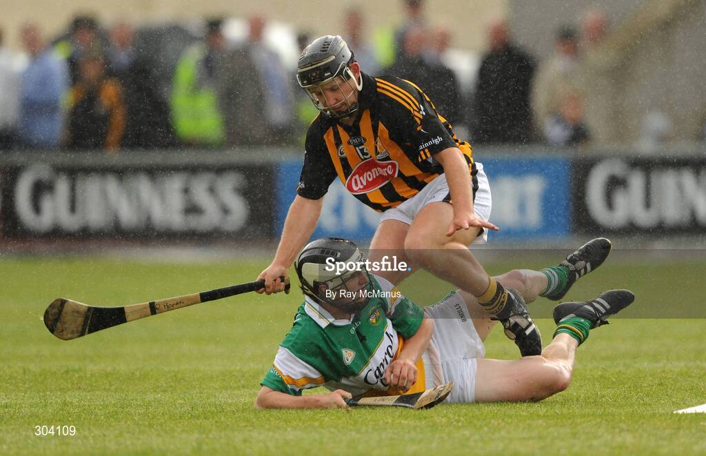 15 June 2008; Brian Carroll, Offaly, in action against Richie Hogan, Kilkenny. GAA Hurling Leinster Senior Championship Semi-Final, Offaly v Kilkenny, O'Moore Park, Portlaoise, Co. Laois. Picture credit: Ray McManus / SPORTSFILE