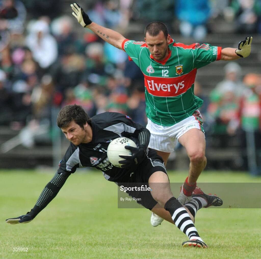 22 June 2008; Brendan Egan, Sligo, in action against Trevor Mortimer, Mayo. GAA Football Connacht Senior Championship Semi-Final, Mayo v Sligo, McHale Park, Castlebar, Co. Mayo. Picture credit: Ray Ryan / SPORTSFILE