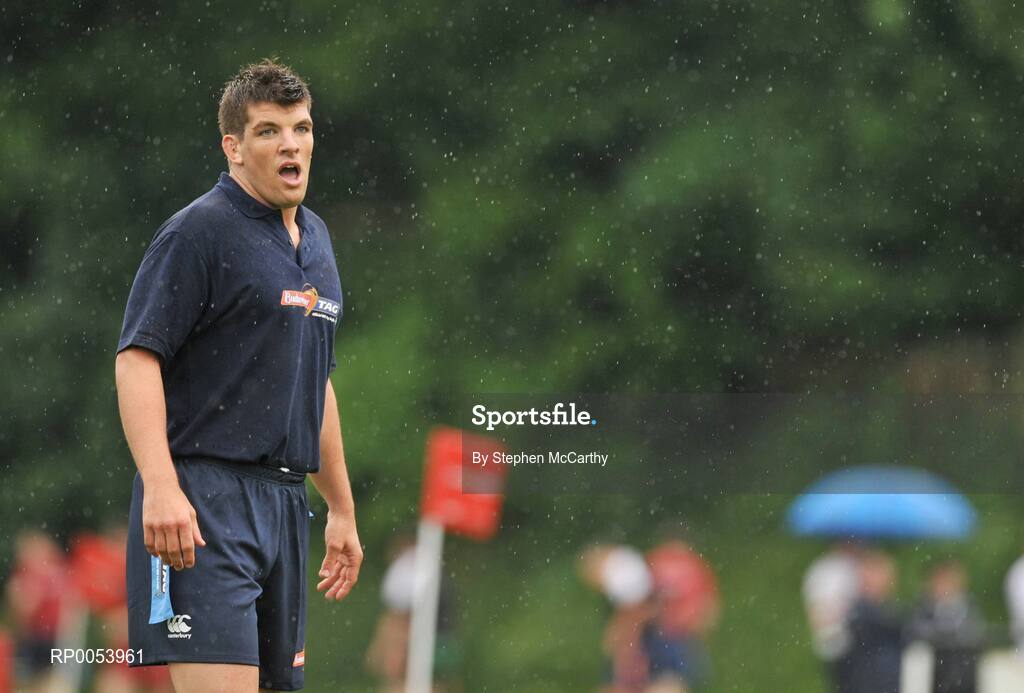19th June 2008: Donncha O’Callaghan closed off his season in unusual fashion when he lined out with his own IRFU select 7 tag team at the Budweiser Tag League in Old Belvedere RFC in Dublin.  In a game referred by World Cup Final referee, Alain Rolland, Sutton based tag team, The Burbarians, won the chance to play opposite the Munster lock as part of the Budweiser Tag Rugby "Challenge Donncha" promotion. Picture credit: Stephen McCarthy / SPORTSFILE