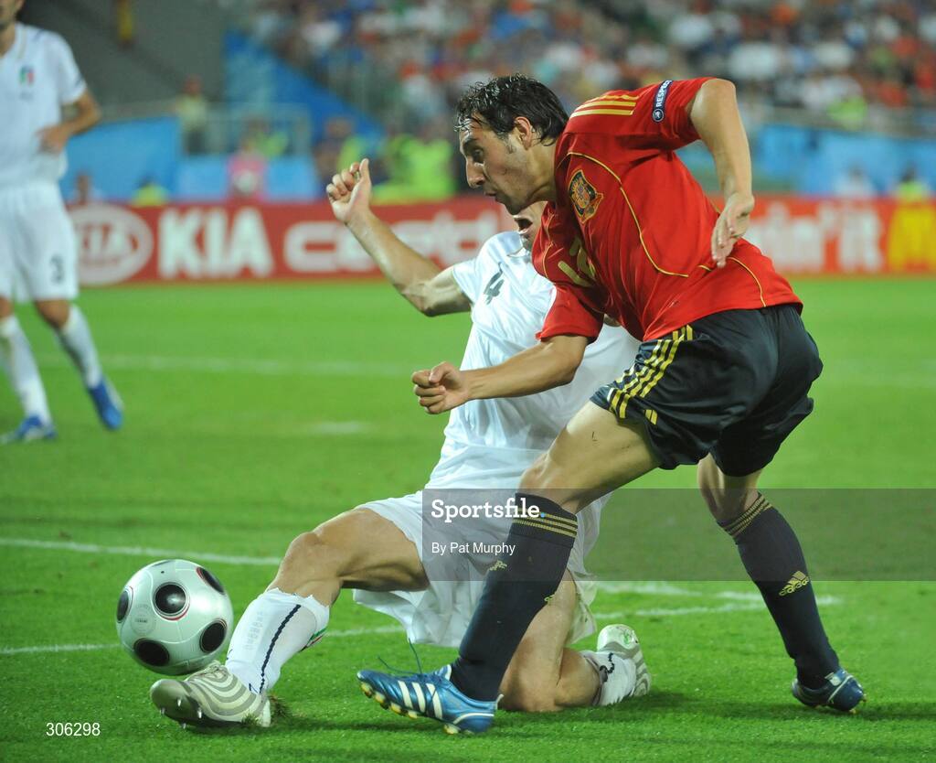 22 June 2008; Santi Cazorla, Spain, in action against Giorgio Chiellini, Italy. UEFA EURO 2008TM, Quarter-Final, Spain v Italy, Ernst Happel Stadion, Vienna, Austria. Picture credit; Pat Murphy / SPORTSFILE