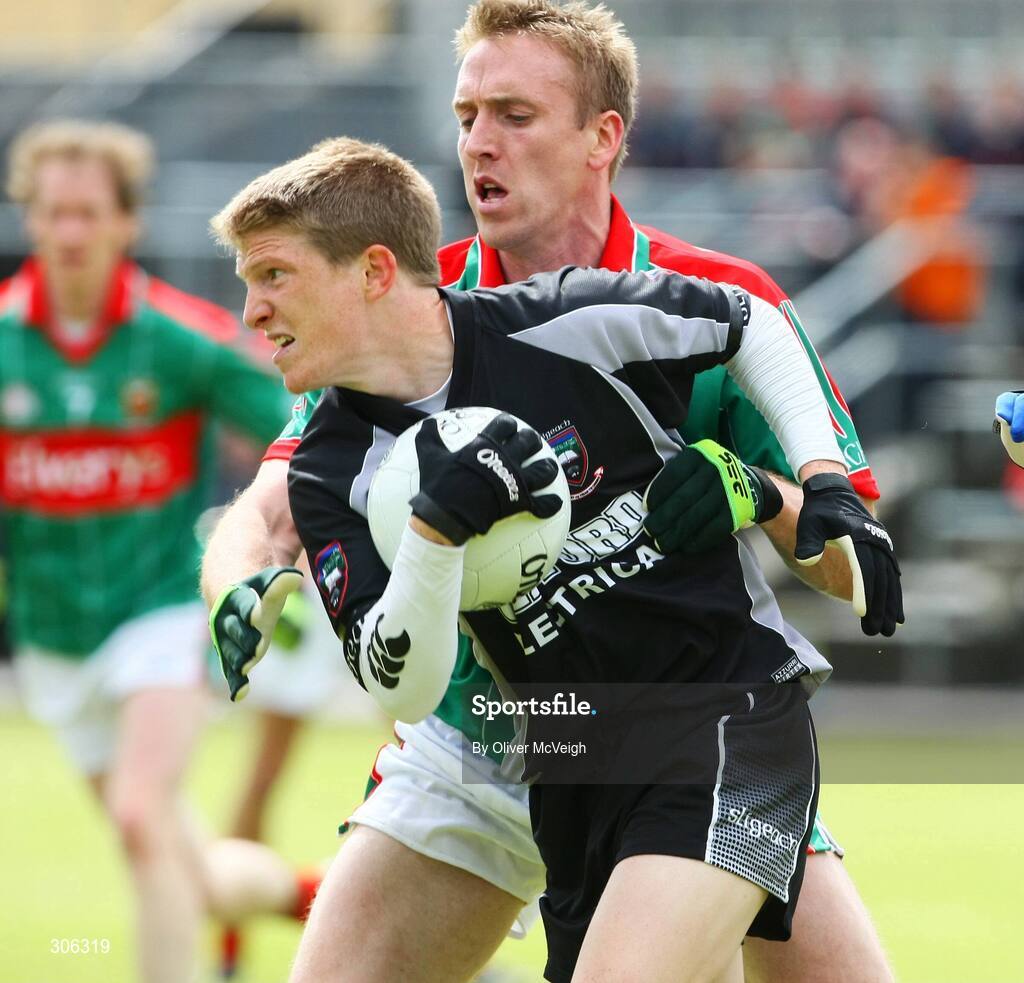 22 June 2008; David Kelly, Sligo, in action against David Heaney, Mayo. GAA Football Connacht Senior Championship Semi-Final, Mayo v Sligo, McHale Park, Castlebar, Co. Mayo. Picture credit: Oliver McVeigh / SPORTSFILE