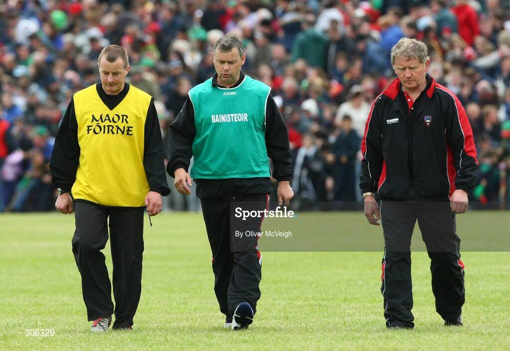 22 June 2008; Sligo manager Thomas Jordan, centre, with his assistants John Kent, left, and Tony Carty. GAA Football Connacht Senior Championship Semi-Final, Mayo v Sligo, McHale Park, Castlebar, Co. Mayo. Picture credit: Oliver McVeigh / SPORTSFILE