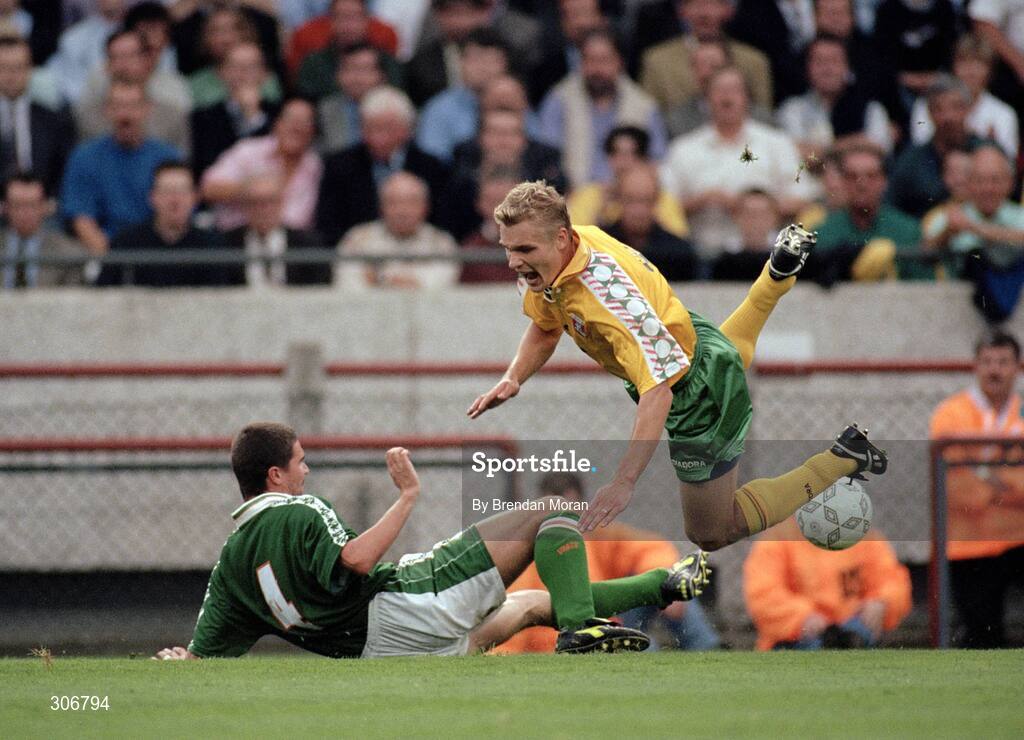 20 August 1997; Roy Keane, Republic of Ireland, in action against Lithuania. Republic of Ireland v Lithuania, World Cup qualifier, Group X, Lansdowne Road, Dublin. Picture credit; Brendan Moran / SPORTSFILE