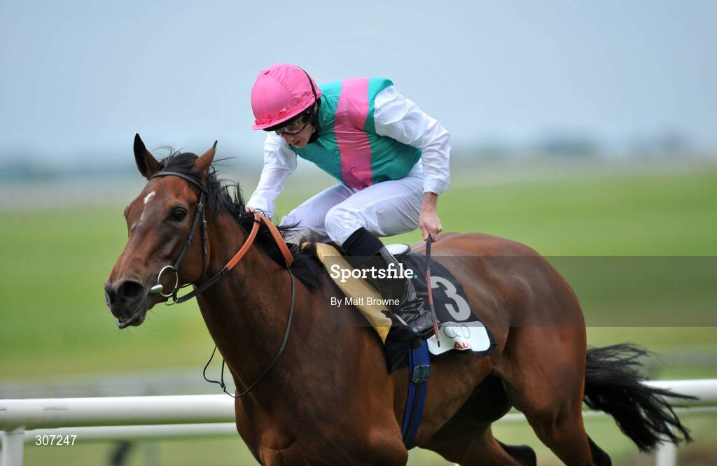 28 June 2008; Promising Lead, with Ryan Moore up, on their way to winning the Pretty Polly Stakes. Curragh Racecourse, Co. Kildare. Picture credit: Matt Browne / SPORTSFILE