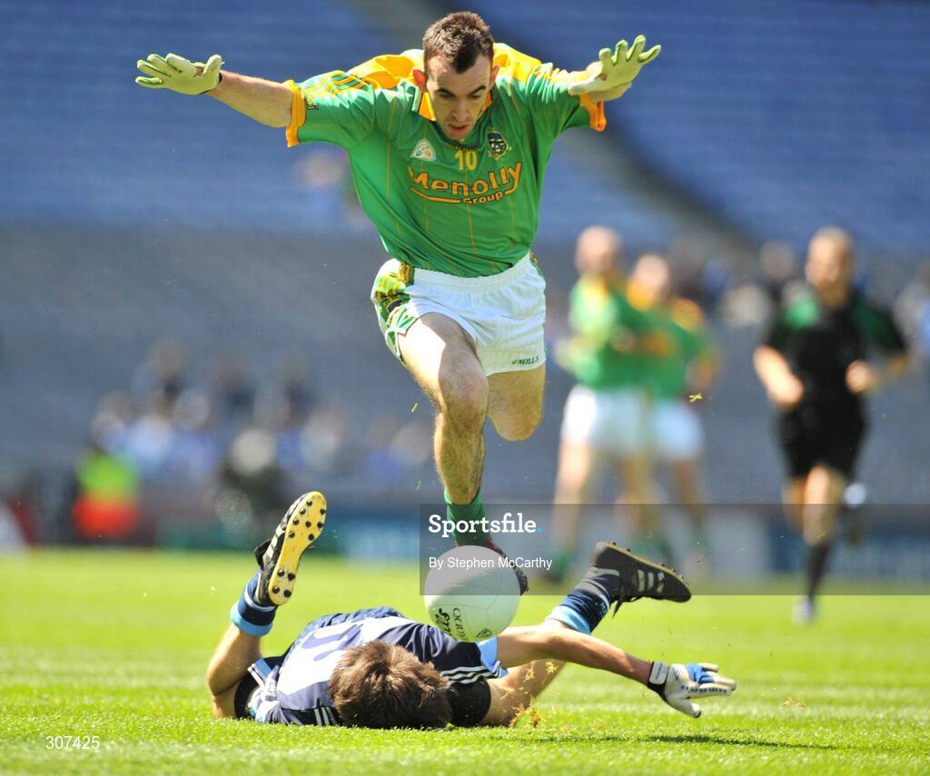 29 June 2008; Ger McCullagh, Meath, in action against Niall Brogan, Dublin. Leinster Junior Football Championship Final, Dublin v Meath, Croke Park, Dublin. Picture credit: Stephen McCarthy / SPORTSFILE