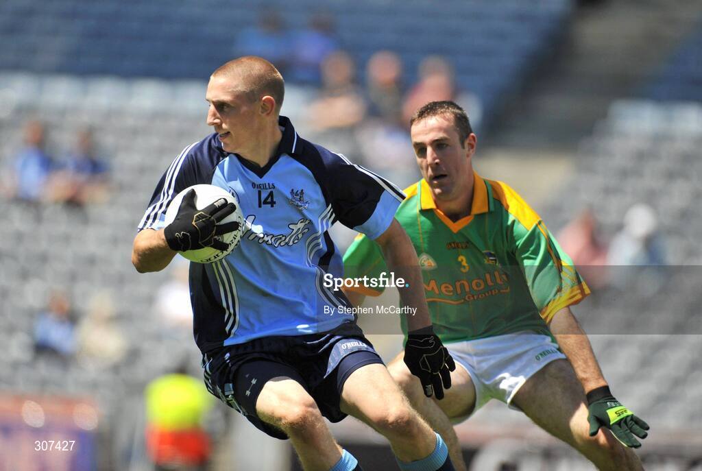 29 June 2008; Owen O'Gara, Dublin, in action against Thomas Dillion, Meath. Leinster Junior Football Championship Final, Dublin v Meath, Croke Park, Dublin. Picture credit: Stephen McCarthy / SPORTSFILE *** Local Caption *** 14    3