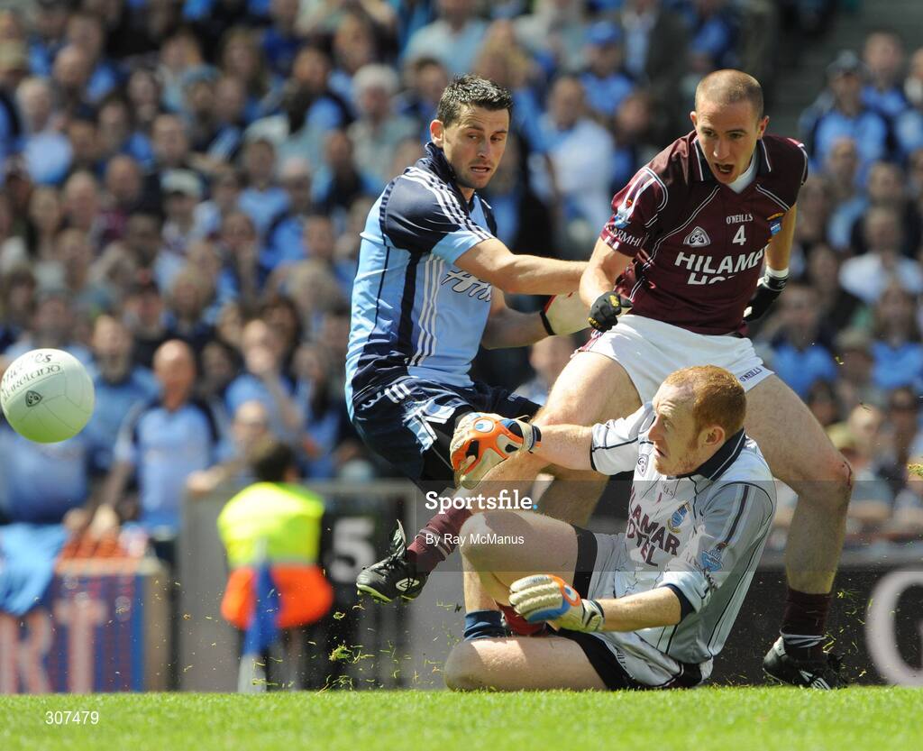 29 June 2008; Westmeath goalkeeper Gary Connaughton saves at the feet of Dublin's Alan Brogan and his team-mate John Keane. GAA Football Leinster Senior Championship Semi-Final, Dublin v Westmeath, Croke Park, Dublin. Picture credit: Ray McManus / SPORTSFILE