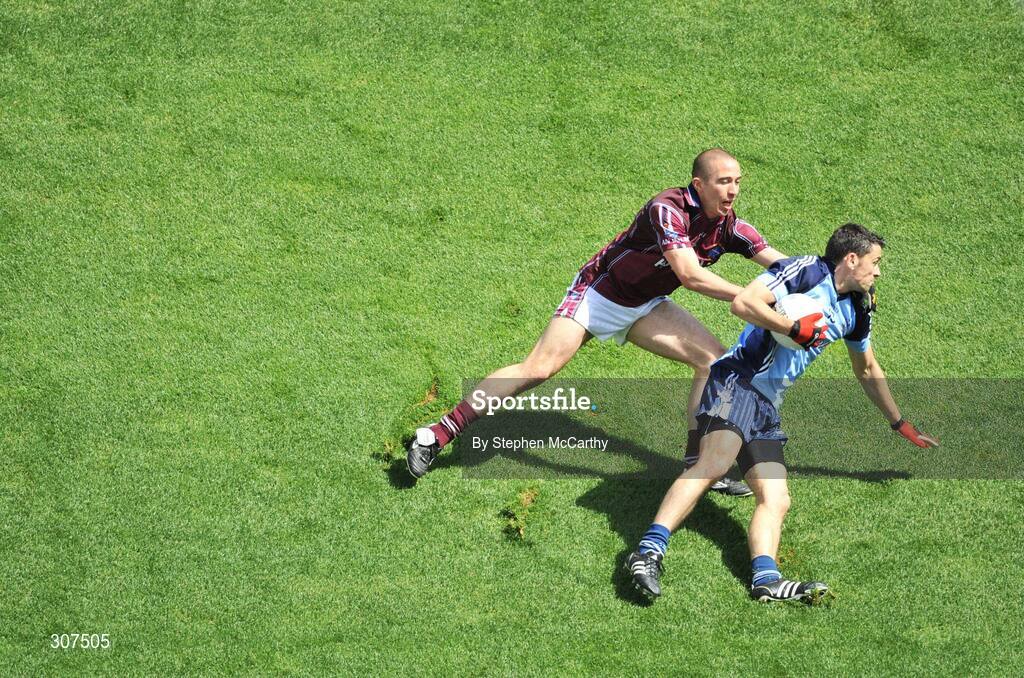 29 June 2008; Alan Brogan, Dublin, in action against John Keane, Westmeath. GAA Football Leinster Senior Championship Semi-Final, Dublin v Westmeath, Croke Park, Dublin. Picture credit: Stephen McCarthy / SPORTSFILE