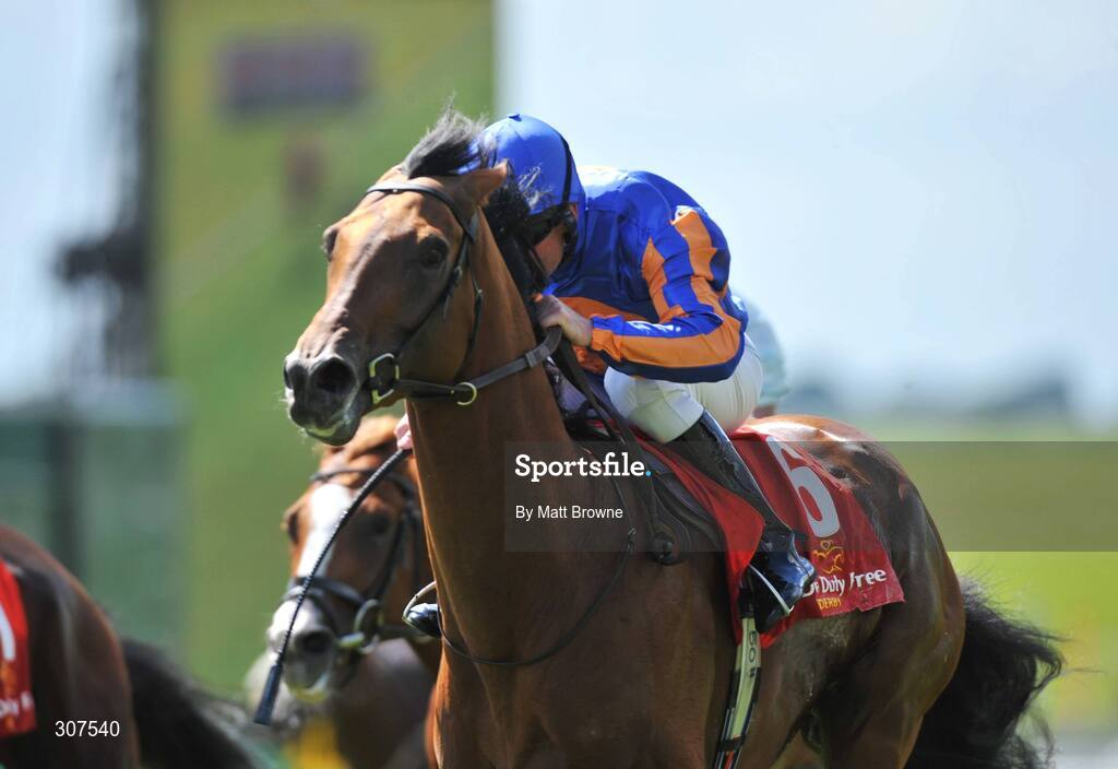 29 June 2008; Frozen Fire, right, with Seamie Heffernan up, on their way to winning the Dubai Duty Free Irish Derby. Curragh Racecourse, Co. Kildare. Picture credit: Matt Browne / SPORTSFILE