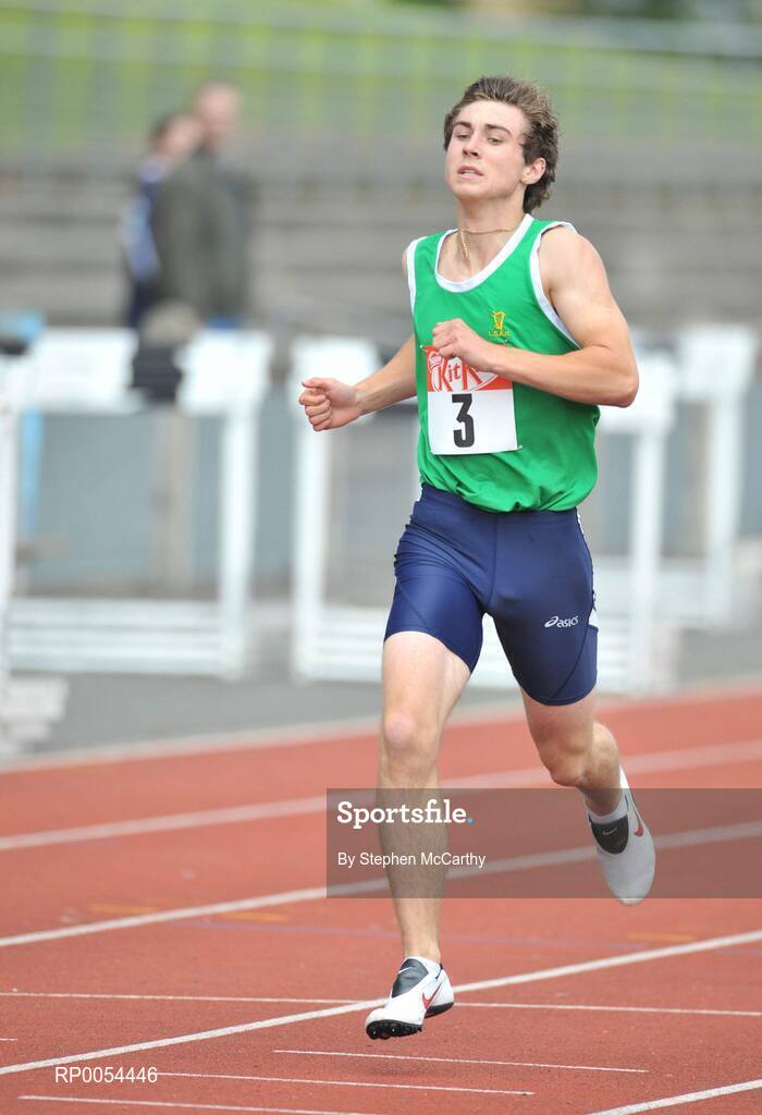 28 June 2008; Joseph Dowling, Rochbrook Park School, Dublin, on his way to winning the Boys 400m at the KitKat Tailteann inter provincial track & field final. Morton Stadium, Santry, Dublin. Picture credit: Stephen McCarthy / SPORTSFILE
