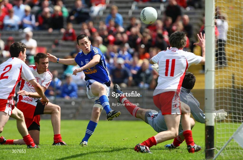 29 June 2008; Mark Kelly, Cavan, goes close with a goal chance against Tyrone players Tim Harney and Matthew Donnelly. ESB Ulster Minor Football Championship semi-final, Cavan v Tyrone, St Tighearnach's Park, Clones, Co. Monaghan. Picture credit: Oliver McVeigh / SPORTSFILE
