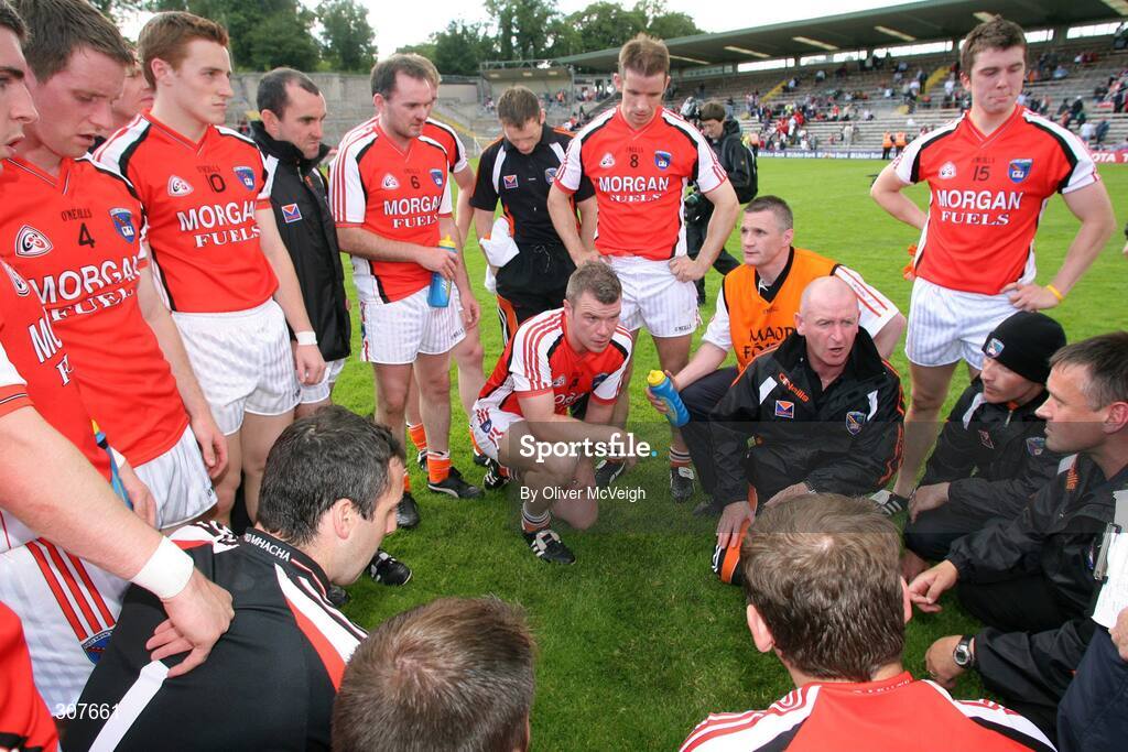 29 June 2008; Armagh Manager Peter McDonnell speaks to his squad after the game. GAA Football Ulster Senior Championship Semi-Final, Down v Armagh, St Tighearnach's Park, Clones, Co. Monaghan. Picture credit: Oliver McVeigh / SPORTSFILE