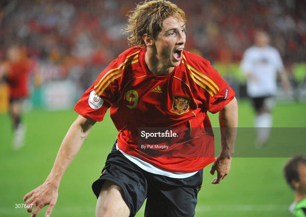 29 June 2008; Fernando Torres, Spain, celebrates after scoring his side's first goal. UEFA EURO 2008TM, Final, Germany v Spain, Ernst Happel Stadion, Vienna, Austria. Picture credit; Pat Murphy / SPORTSFILE