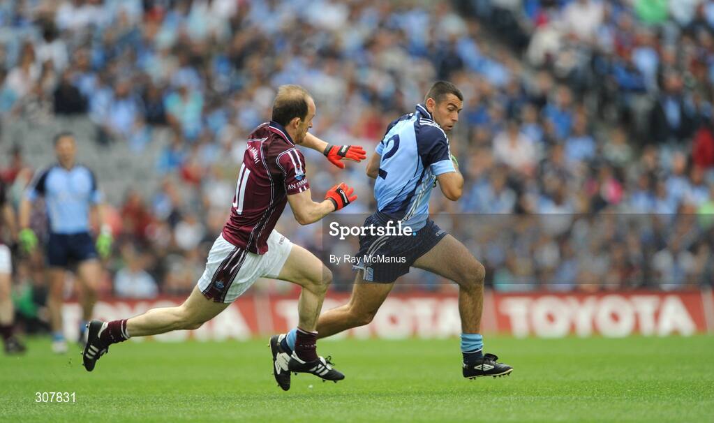 29 June 2008; David Henry, Dublin, in action against John Smith, Westmeath. GAA Football Leinster Senior Championship Semi-Final, Dublin v Westmeath, Croke Park, Dublin. Picture credit: Ray McManus / SPORTSFILE