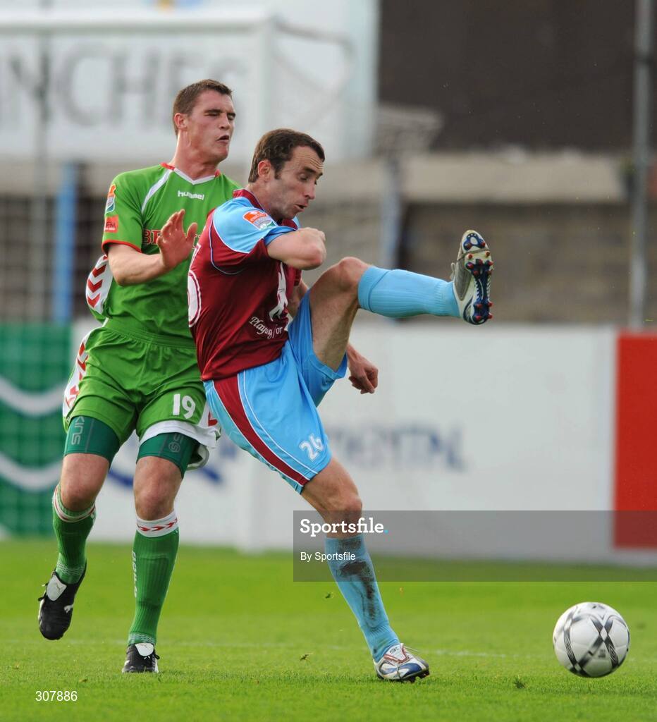 1 July 2008; Ollie Cahill, Drogheda United, in action against Darren Murphy, Cork City. eircom League Cup Quarter-Final, Drogheda United v Cork City, United Park, Drogheda, Co. Louth. Photo by Sportsfile
