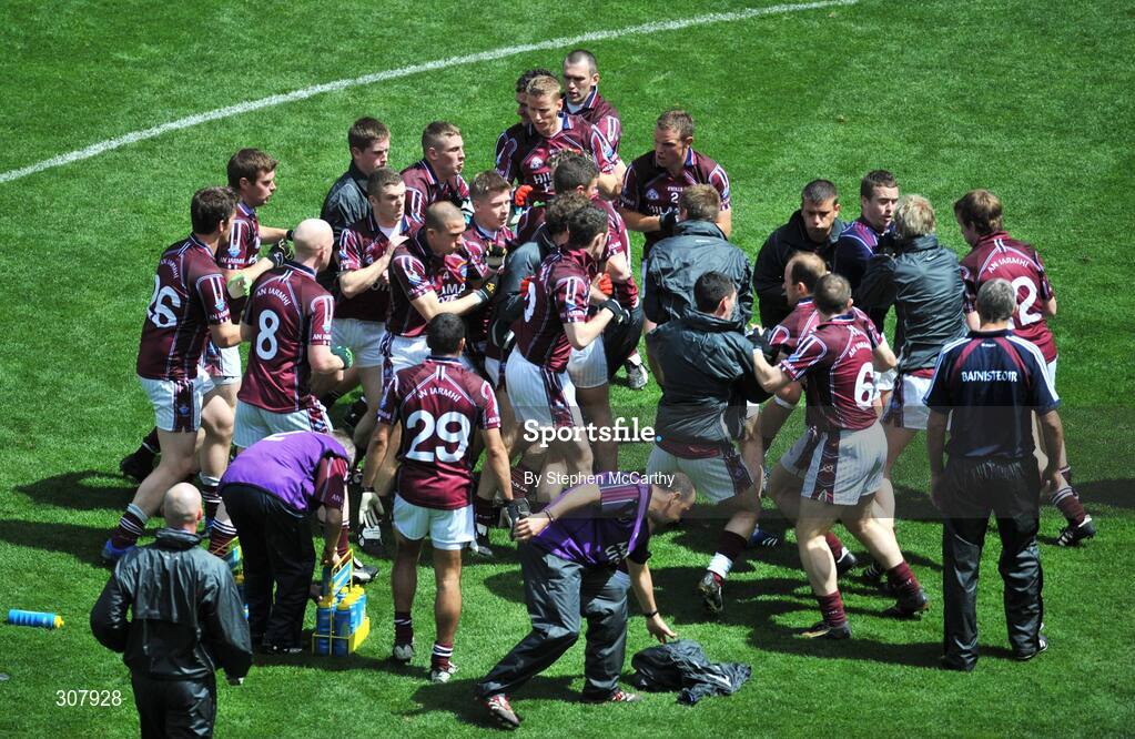 29 June 2008; Westmeath players warm up before the match. GAA Football Leinster Senior Championship Semi-Final, Dublin v Westmeath, Croke Park, Dublin. Picture credit: Stephen McCarthy / SPORTSFILE