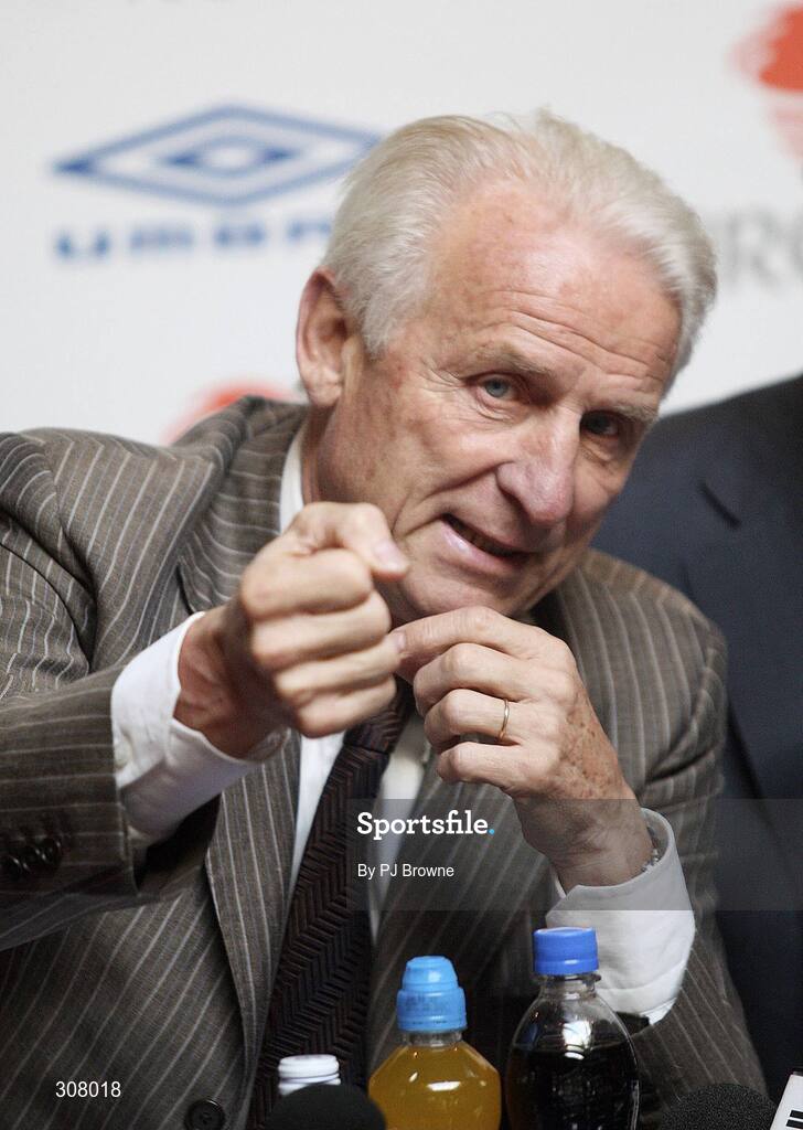 2 July 2008; Republic of Ireland senior international manager Giovanni Trapattoni speaking to the media at the press conference. Tower Hotel, Waterford.  Picture credit: Patrick Browne / SPORTSFILE