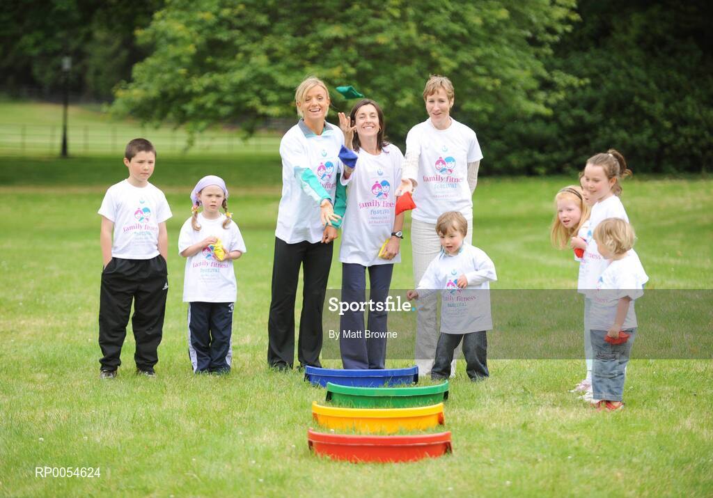 2 July 2008; Irish 3000m runner Roisin McGettigan, third from left, with Mini-Marathon winner Annette Kealy and former Olympic Runner Catherina McKiernan at the Launch of Athletics Ireland Family Fitness Festival. Farmleigh, Phoenix Park, Dublin. For more information visit www.familyfitnessfestival.ie. Picture credit: Matt Browne / SPORTSFILE