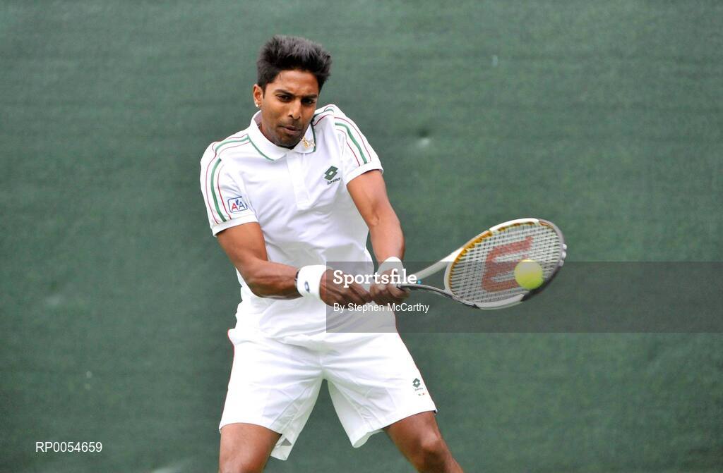 4 July 2008; Aisam-Ul-Haq Qureshi in action against Jonathan Marray and Frederik Nielsen. Shelbourne Irish Open Mens Tennis Championships 2008, Doubles Final, Prakash Amritraj / Aisam-Ul-Haq Qureshi v Jonathan Marray / Frederik Nielsen, Fitzwilliam Lawn Tennis Club, Appian Way, Dublin. Picture credit: Stephen McCarthy / SPORTSFILE