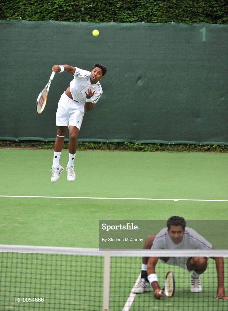 4 July 2008; Aisam-Ul-Haq Qureshi, left, and Prakash Amritraj in action against Jonathan Marray and Frederik Nielsen. Shelbourne Irish Open Mens Tennis Championships 2008, Doubles Final, Prakash Amritraj / Aisam-Ul-Haq Qureshi v Jonathan Marray / Frederik Nielsen, Fitzwilliam Lawn Tennis Club, Appian Way, Dublin. Picture credit: Stephen McCarthy / SPORTSFILE